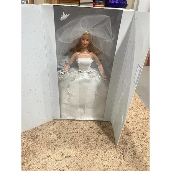1999 Blushing Bride Barbie MIB - Picture 1 of 7